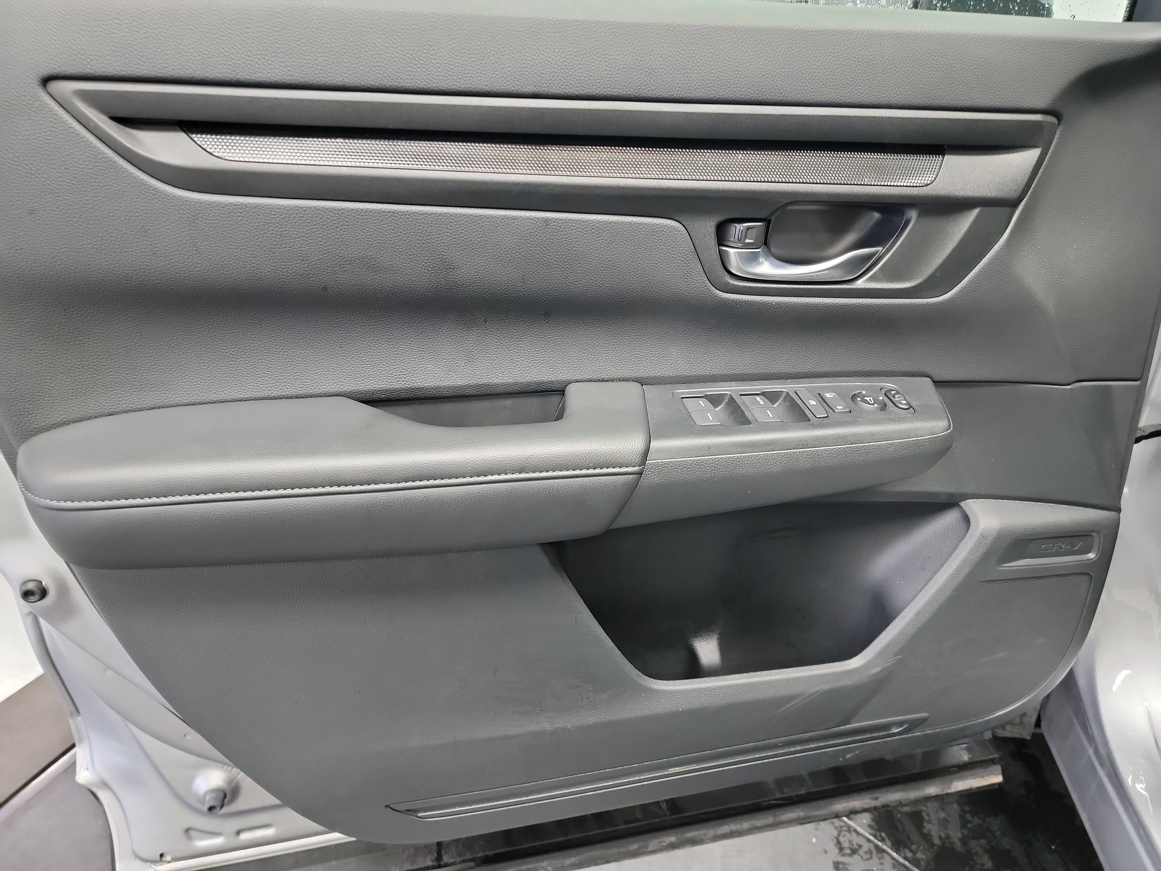 Used 2026 Honda CR-V LX image 13