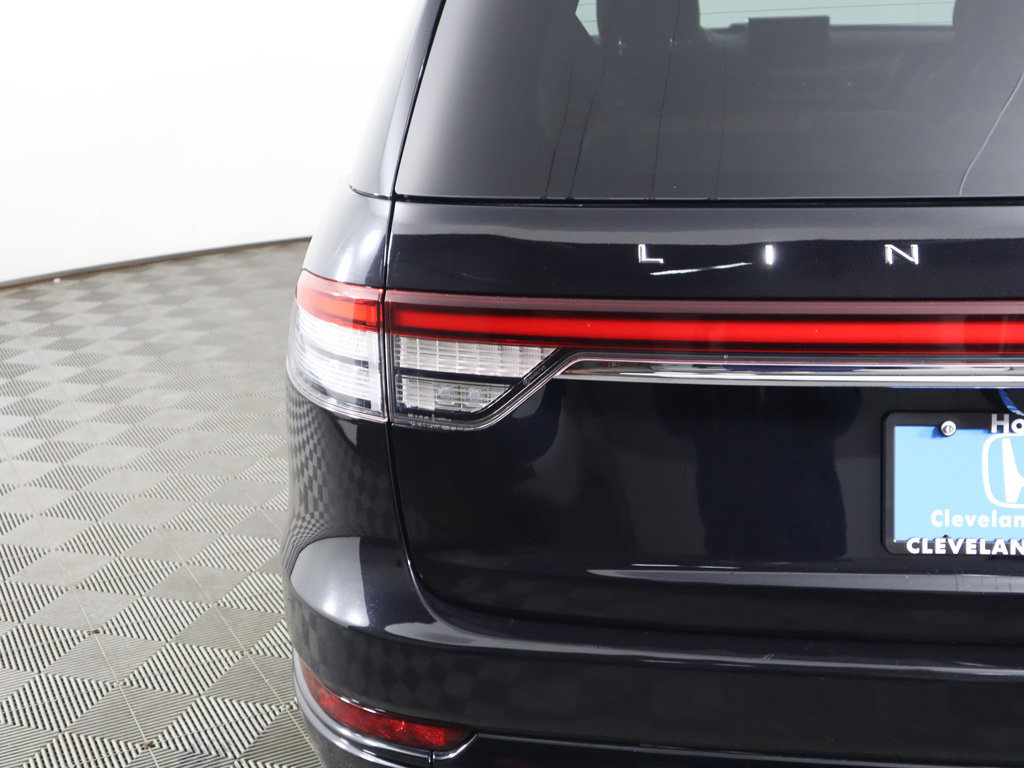Used 2023 Lincoln Aviator Grand Touring w/ Equipment Group 301A AWD/4WD image 17