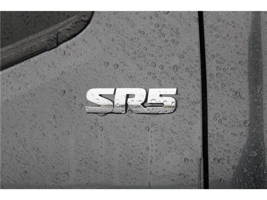 Used 2022 Toyota Tacoma SR5 w/ Technology Package AWD/4WD image 32