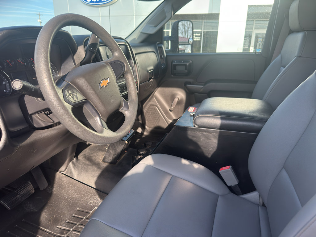 Used 2015 Chevrolet Silverado 3500 W/T image 13