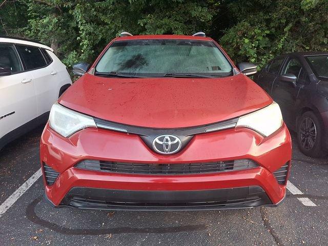 Used 2016 Toyota RAV4 LE FWD image 2