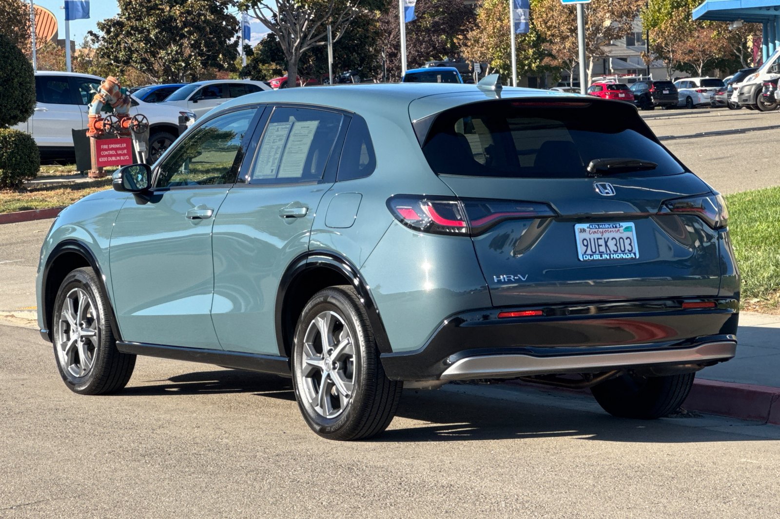 Certified 2025 Honda HR-V EX-L image 6