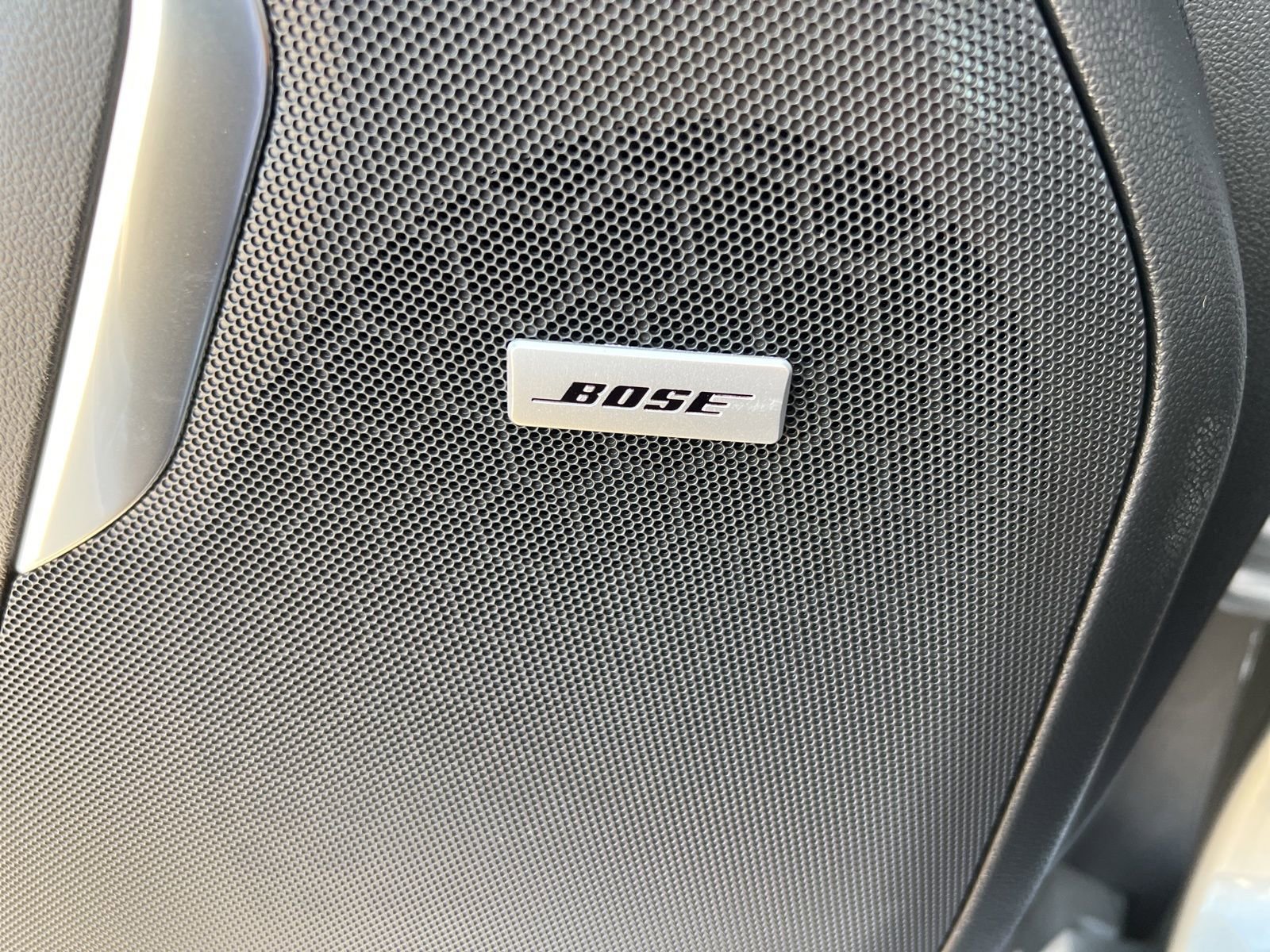 New 2026 Chevrolet Suburban Premier image 13