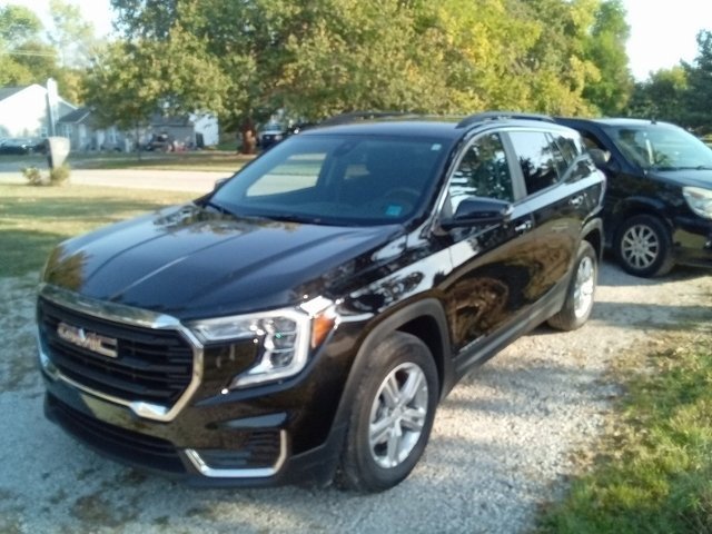 Used 2024 GMC Terrain SLE w/ Driver Convenience Package