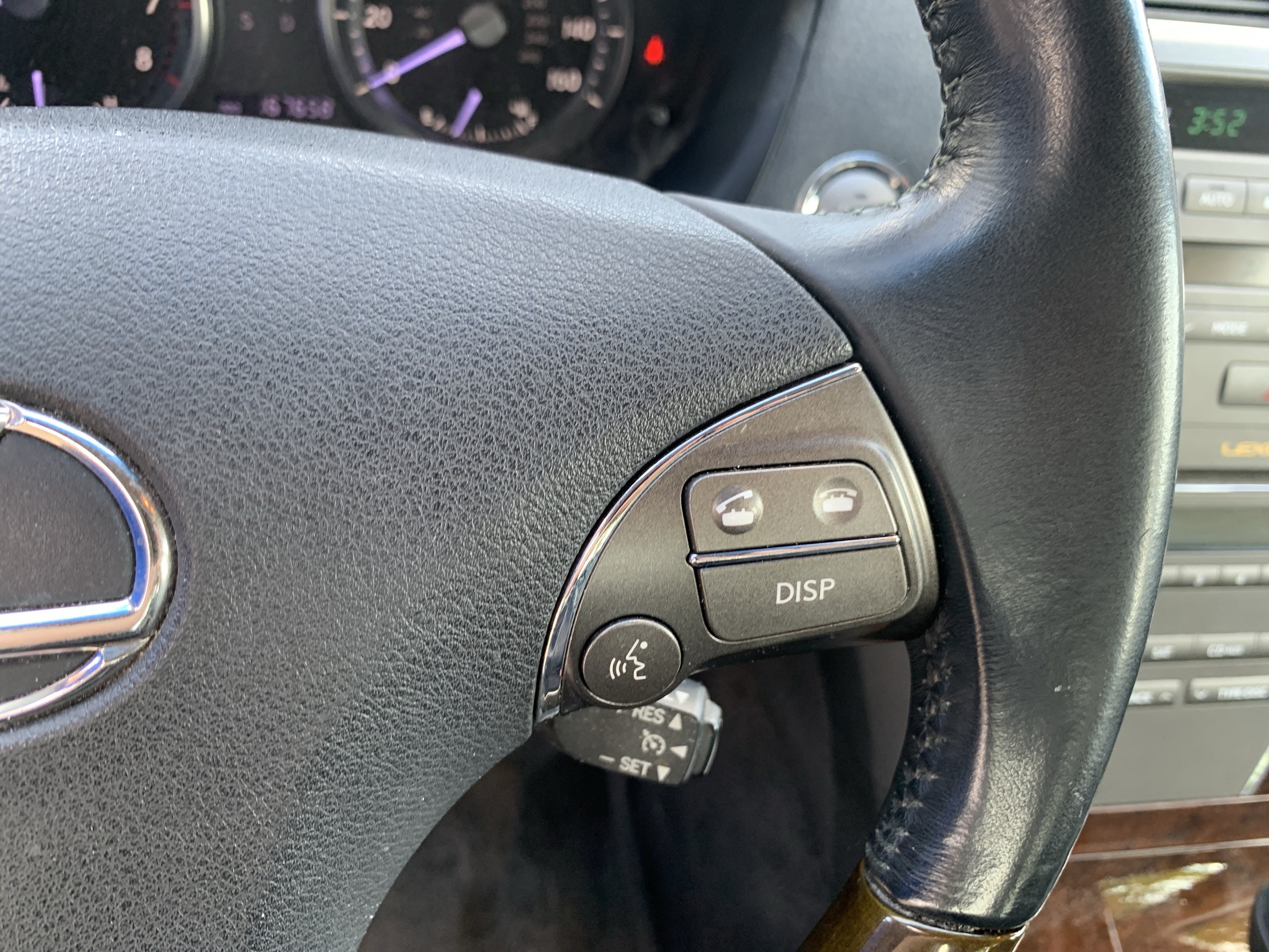 Used 2010 Lexus ES 350 w/ Preferred Accessory Package FWD image 18