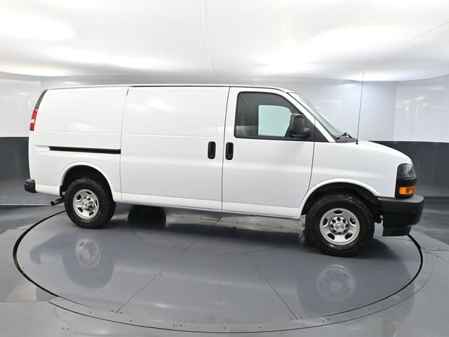 Used 2022 Chevrolet Express 2500 w/ Driver Convenience Package image 3