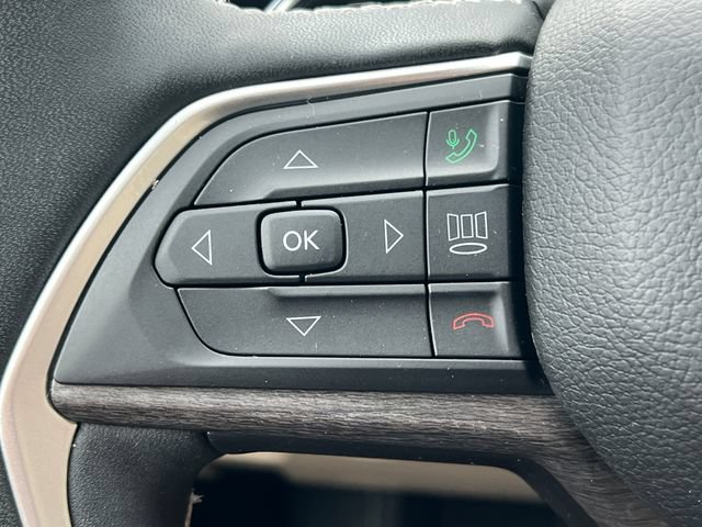 Used 2024 Jeep Grand Cherokee Limited w/ Luxury Tech Group II AWD/4WD image 22