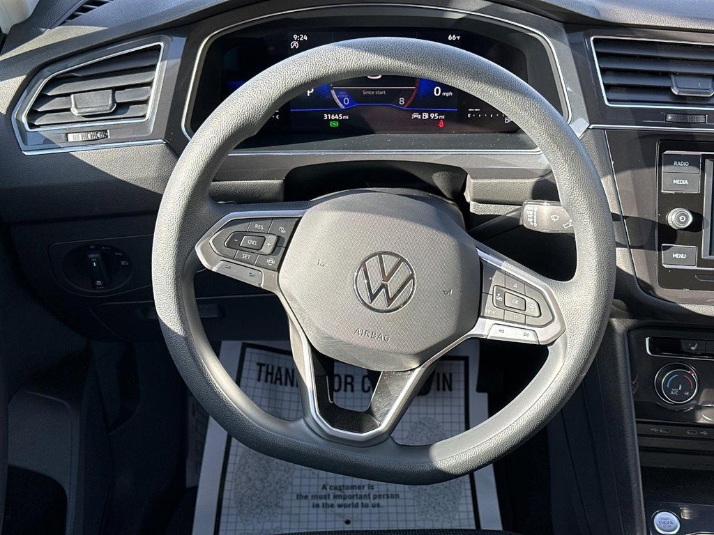 Used 2023 Volkswagen Tiguan S image 11