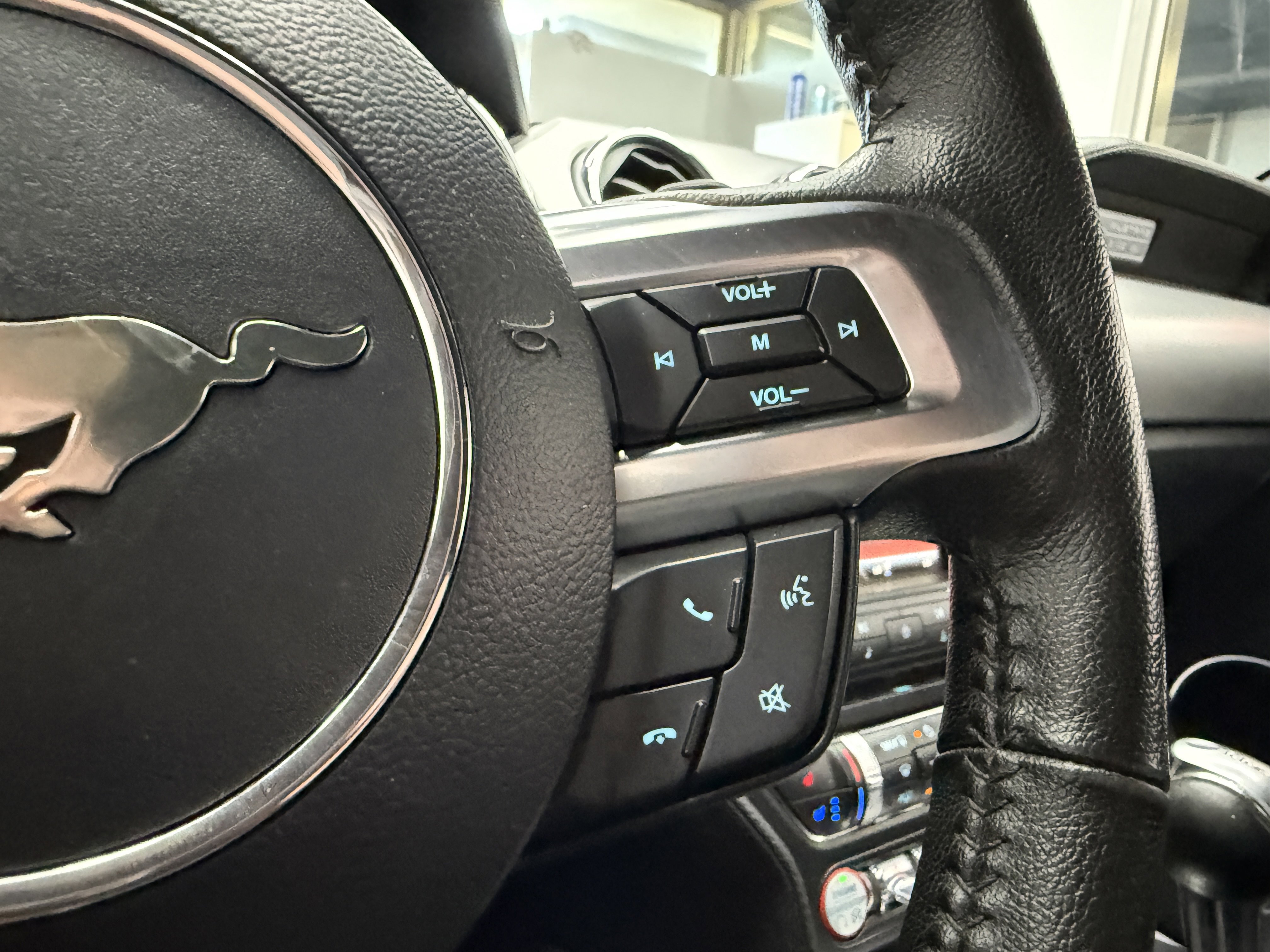 Used 2015 Ford Mustang GT Premium RWD image 17