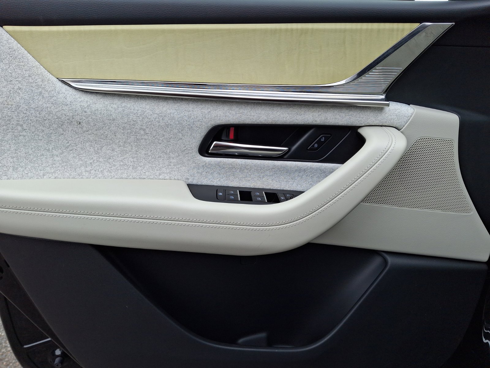 Certified 2025 MAZDA CX-90 3.3 Turbo S w/ Premium Plus image 13