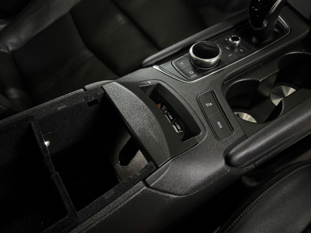 Used 2022 Cadillac XT6 Sport w/ Technology Package image 51