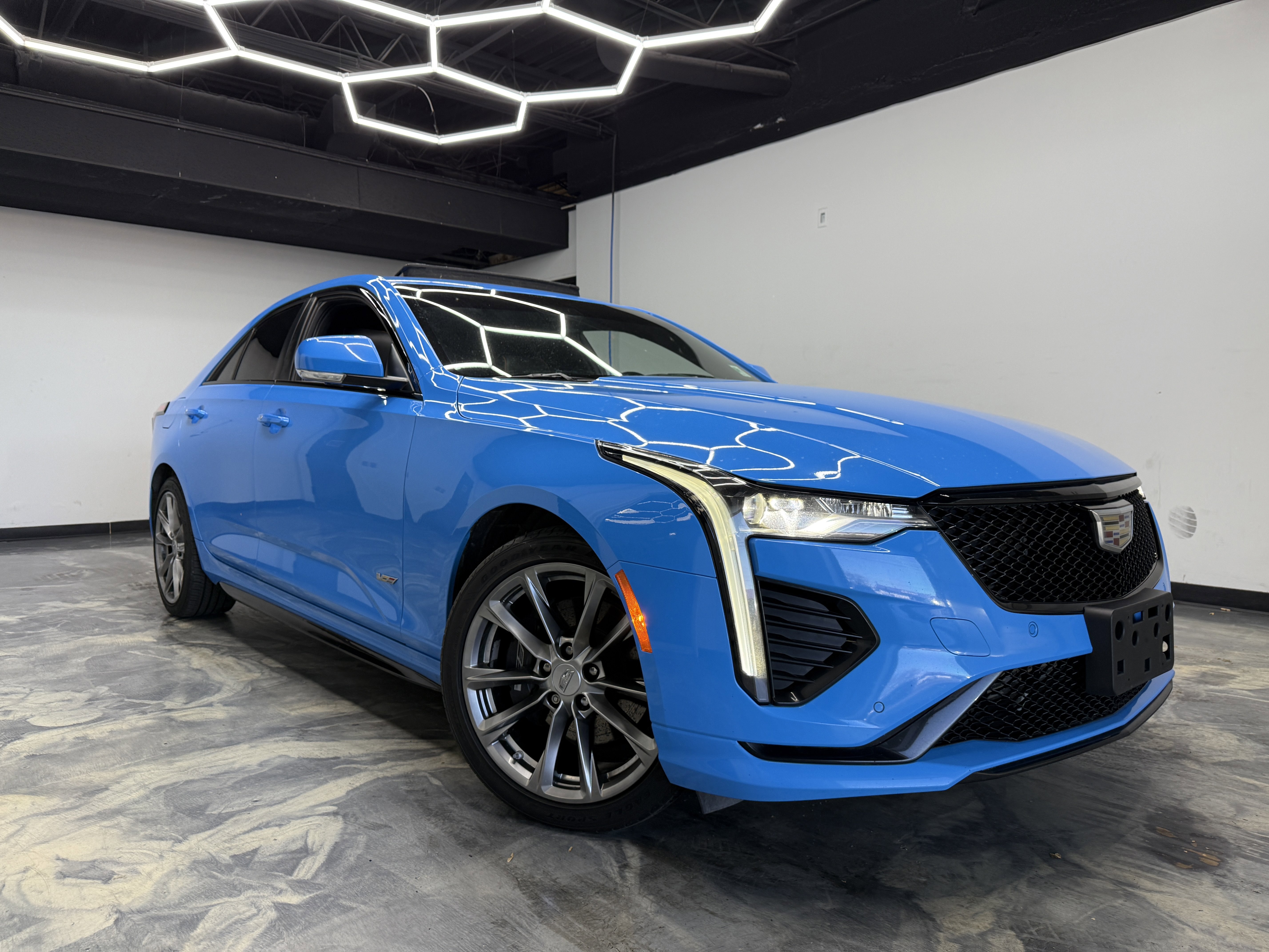 Used 2023 Cadillac CT4 V image 7