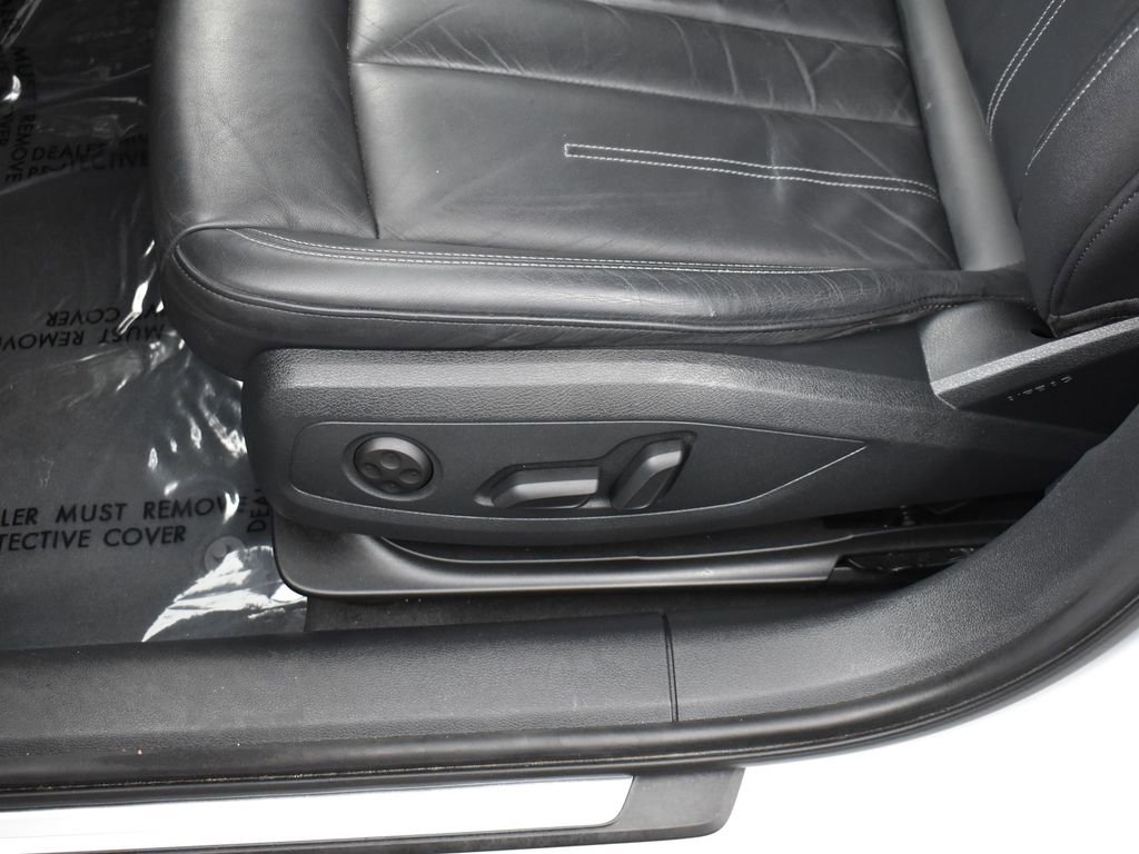 Used 2020 Audi A4 2.0T Premium w/ Convenience Package image 12