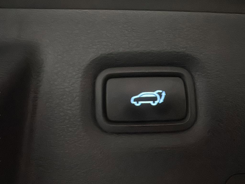 Certified 2022 Hyundai Santa Fe Blue image 18