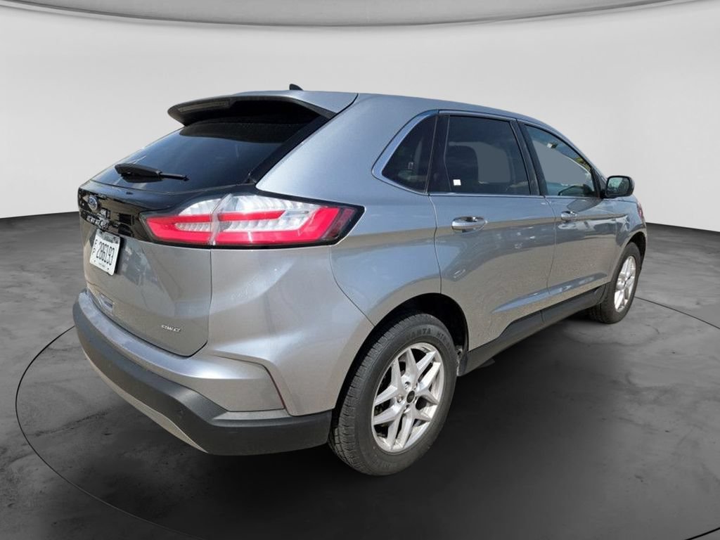 Used 2024 Ford Edge SEL AWD/4WD image 7