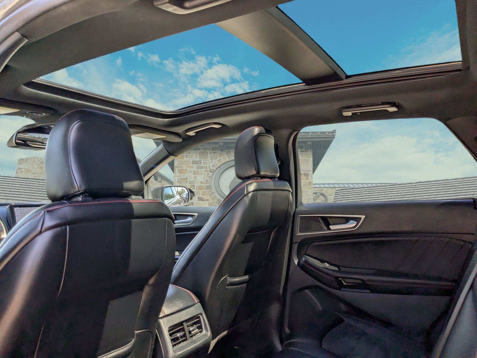 Used 2022 Ford Edge ST-Line image 21