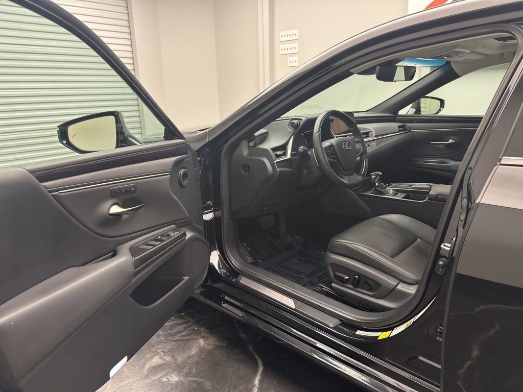 Used 2019 Lexus ES 350 w/ Premium Package image 5