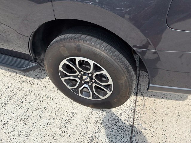 Used 2024 Ford Expedition XLT AWD/4WD image 55