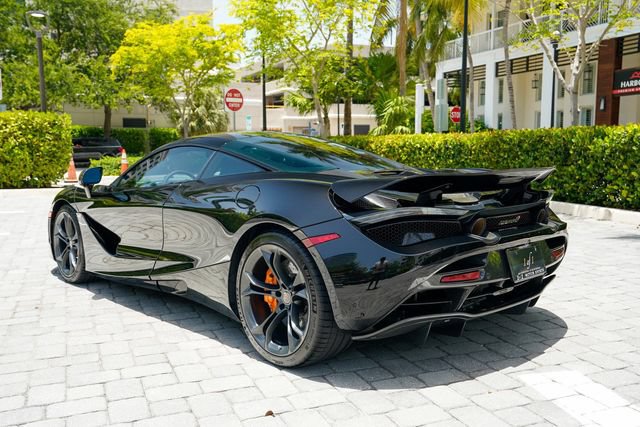 Used 2018 McLaren 720S Performance RWD image 20
