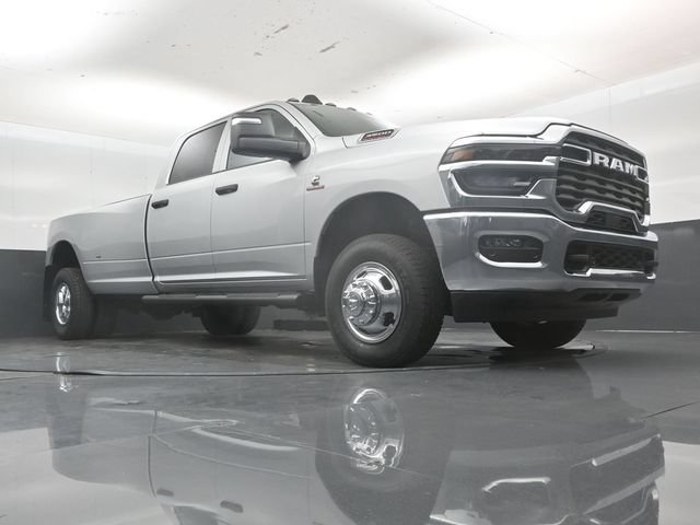 New 2026 RAM 3500 Tradesman AWD/4WD image 43