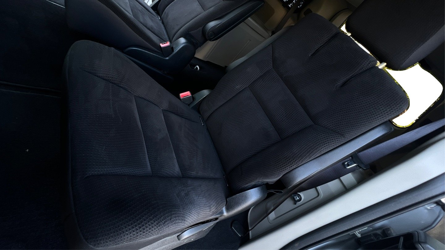 Used 2019 Dodge Grand Caravan SE w/ UConnect Hands-Free Group FWD image 35