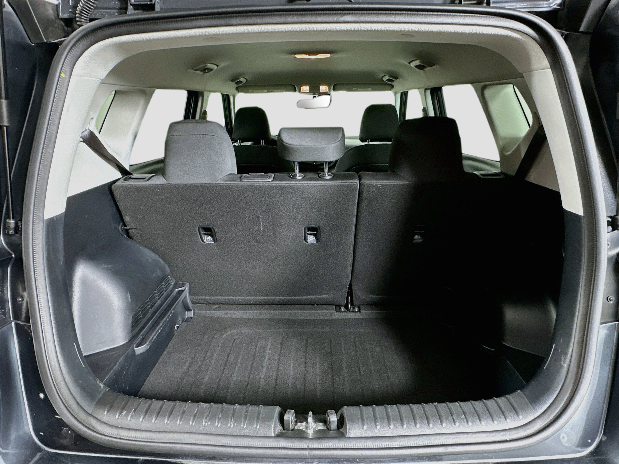 Used 2025 Kia Soul LX w/ LX Technology Package FWD image 27