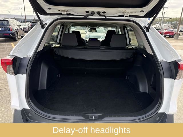 Used 2024 Toyota RAV4 XLE image 9