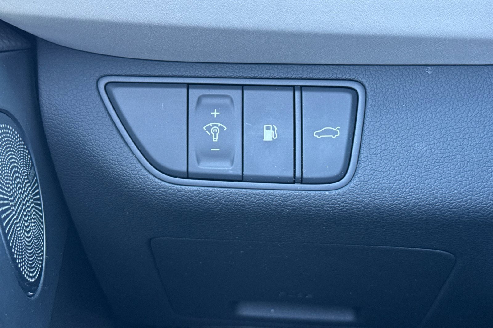 Used 2022 Genesis G70 3.3T image 39