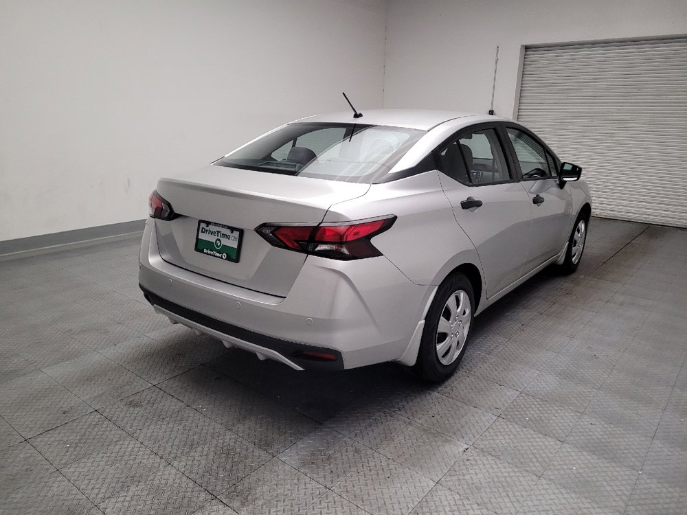 Used 2021 Nissan Versa S FWD image 9