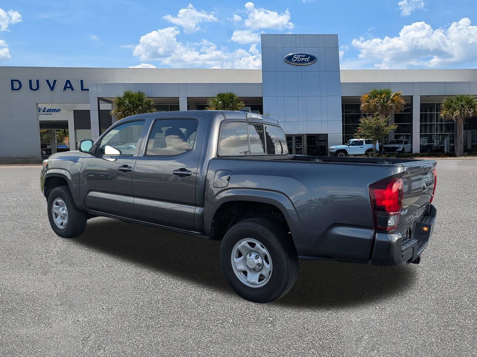 Used 2022 Toyota Tacoma SR AWD/4WD image 6