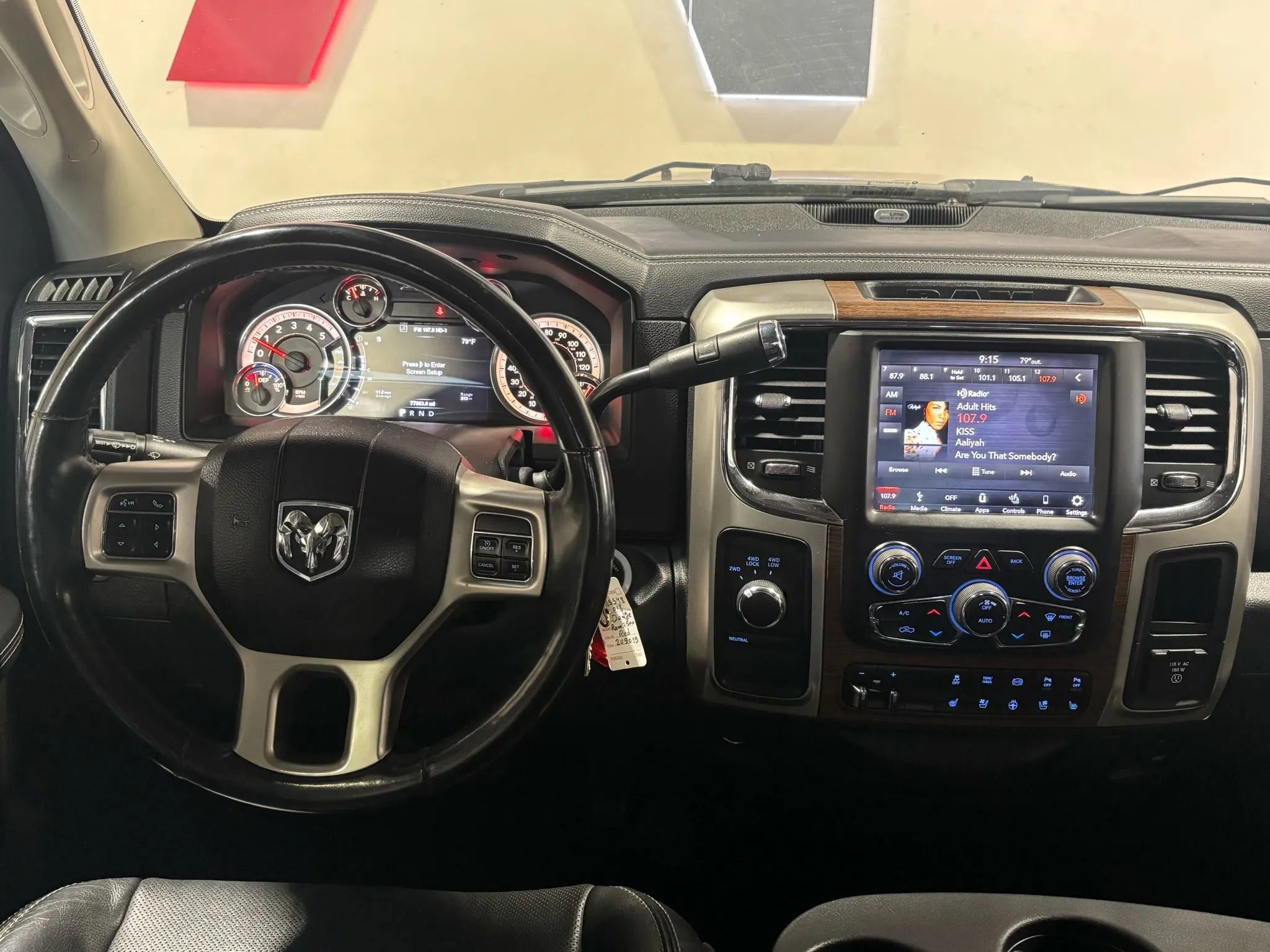 Used 2018 RAM 2500 Laramie AWD/4WD image 18