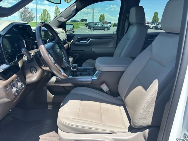 Certified 2023 Chevrolet Silverado 1500 LTZ w/ LTZ Convenience Package II AWD/4WD image 9