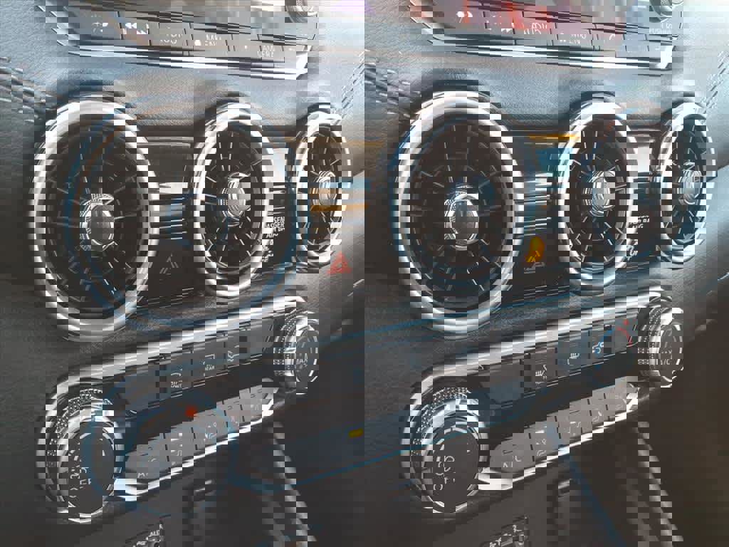 Certified 2023 Nissan Sentra SV image 11