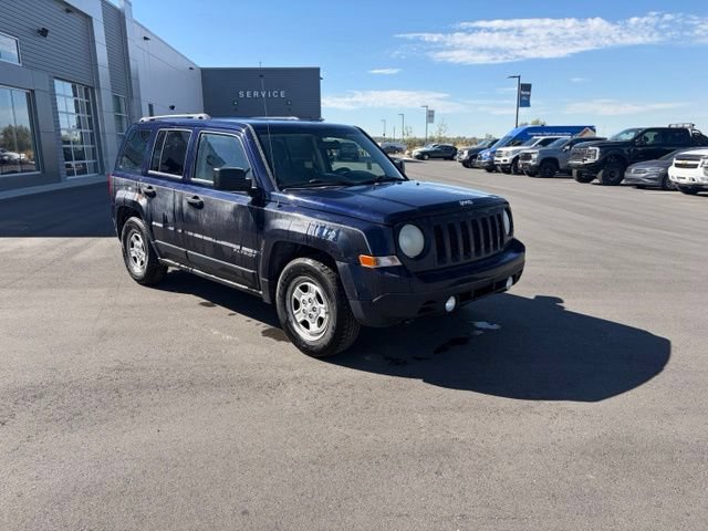 Used 2015 Jeep Patriot Sport FWD image 7