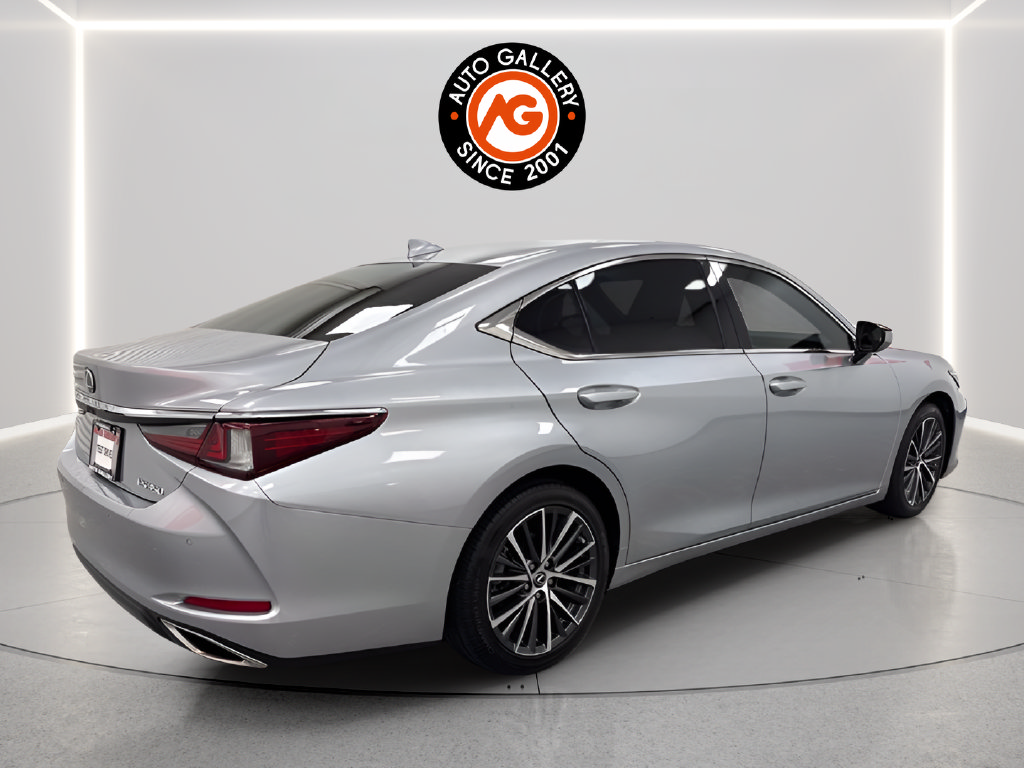 Used 2023 Lexus ES 350 w/ Premium Package FWD image 7