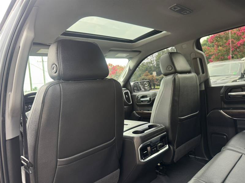 Used 2022 GMC Sierra 1500 SLT AWD/4WD image 27