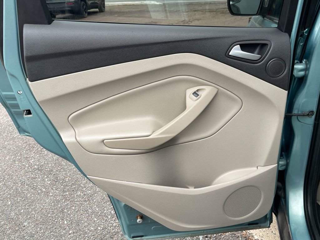 Used 2013 Ford Escape SEL image 37