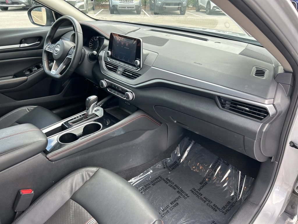 Certified 2025 Nissan Altima 2.5 SR FWD image 43