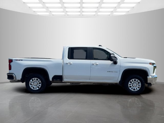 Used 2022 Chevrolet Silverado 2500 LT w/ Convenience Package AWD/4WD image 8