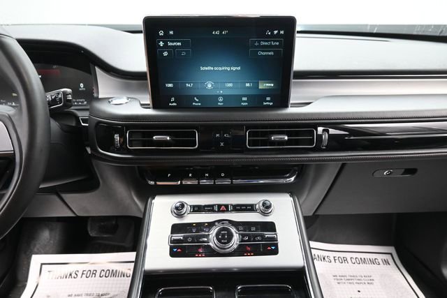Used 2023 Lincoln Aviator AWD image 22