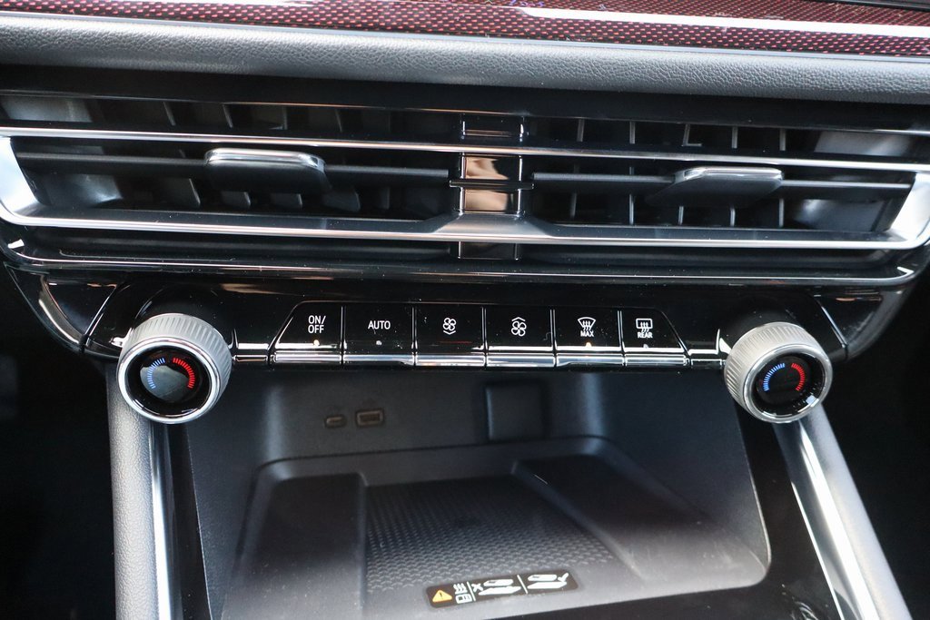 New 2026 Chevrolet Traverse RS image 12