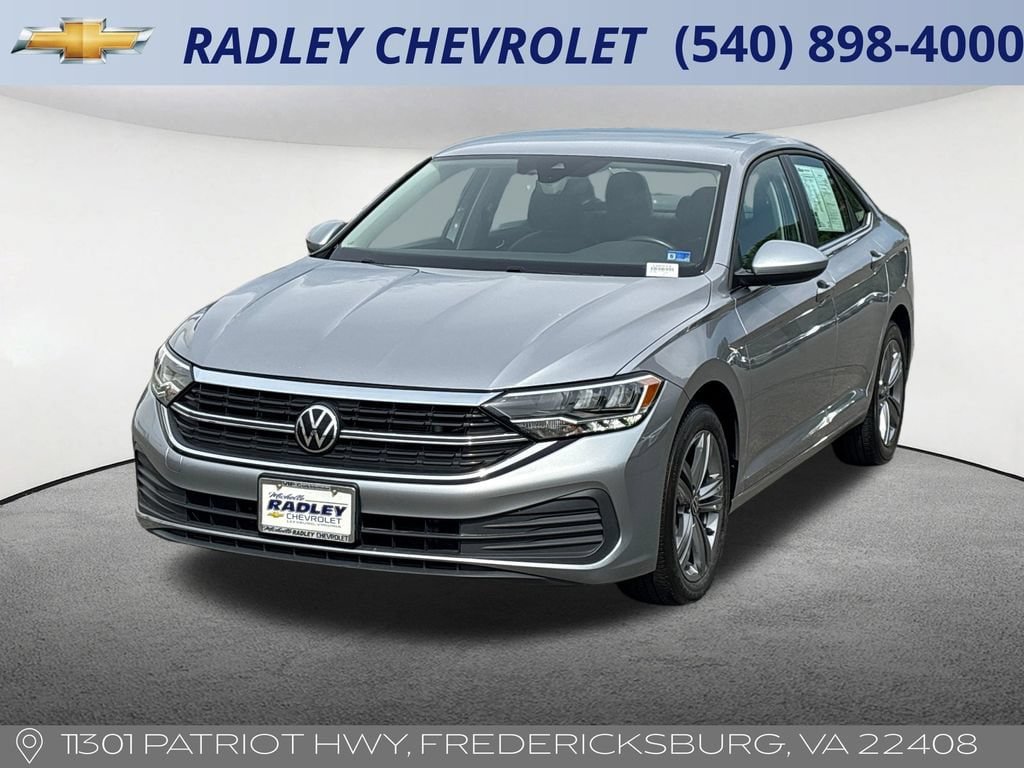 Used 2024 Volkswagen Jetta SE