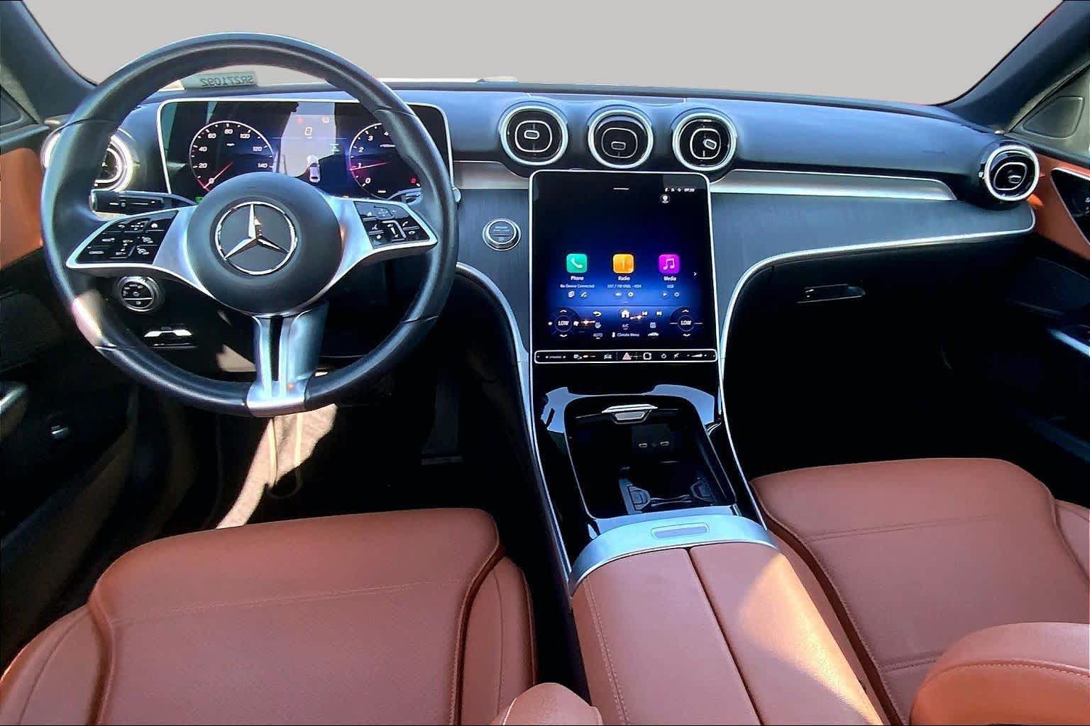 Used 2025 Mercedes-Benz C 300 Sedan image 16