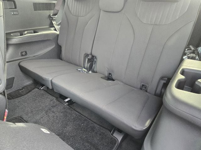Used 2025 Hyundai Palisade Calligraphy AWD/4WD image 21