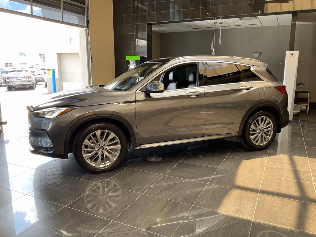 Used 2023 INFINITI QX50 Luxe AWD/4WD image 4