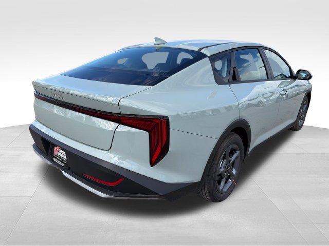 New 2027 Kia K4 FWD image 7