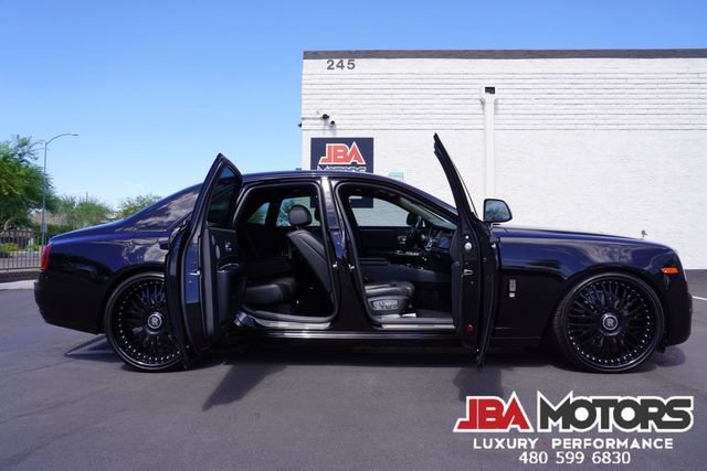 Used 2018 Rolls-Royce Ghost RWD image 71