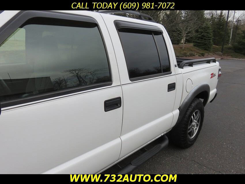 Used 2002 Chevrolet S10 Pickup LS w/ ZR5 Appearance Pkg AWD/4WD image 31