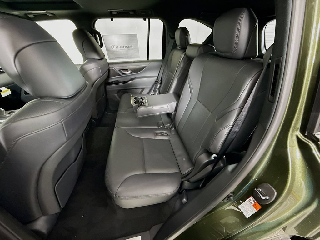 New 2026 Lexus LX 700h Overtrail AWD/4WD image 17