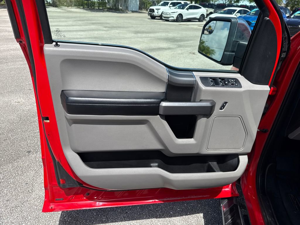 Used 2016 Ford F150 XLT w/ Equipment Group 302A Luxury image 12